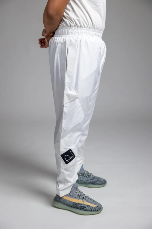URBAN WHITE TROUSERS