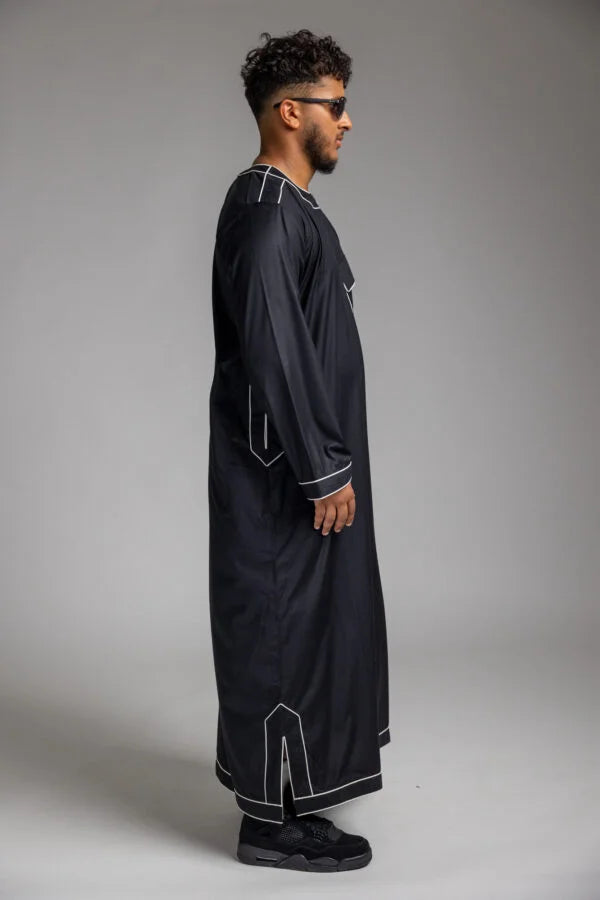 Black/ White Thobe